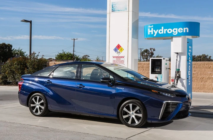 Toyota Mirai: consegne sospese in California?