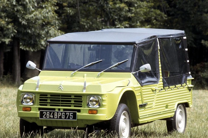 Citroen Mehari: le immagini della storica spiaggina