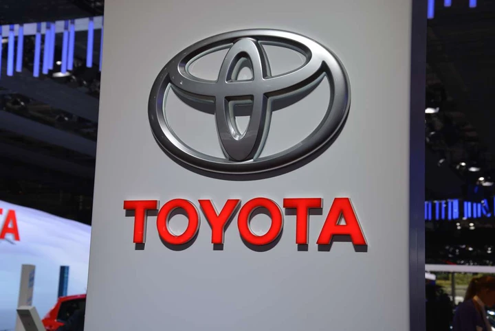 Stand Toyota al Salone di Parigi 2014