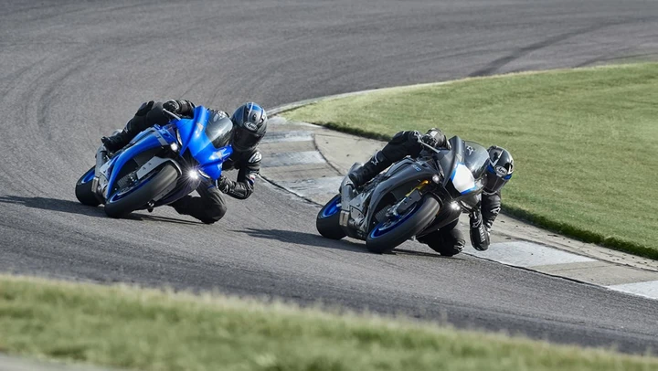 Yamaha YZF-R1 e YZF-R1M 2020, svelate le nuove supersport
