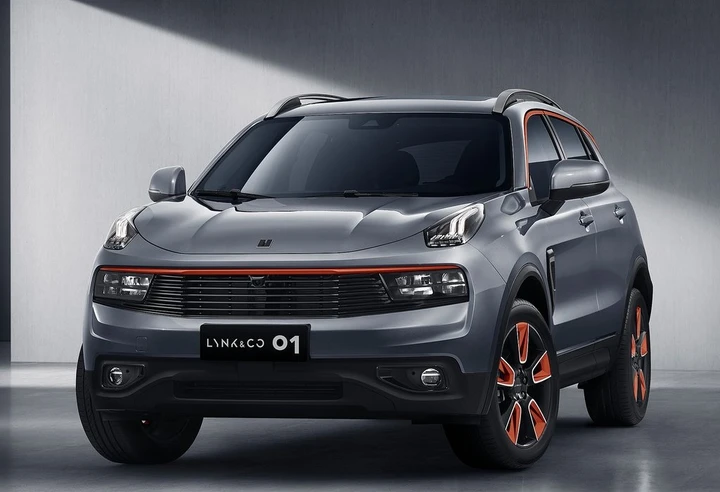 Lynk & Co 01: le immagini degli aggiornamenti