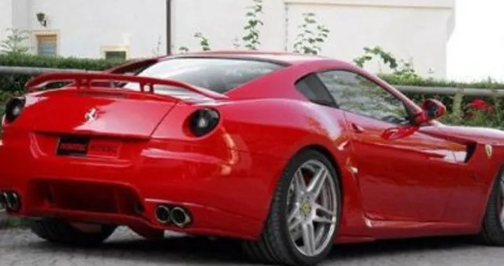 Le auto dei calciatori