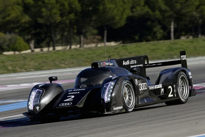 Audi correrà con due vetture ibride a Le Mans