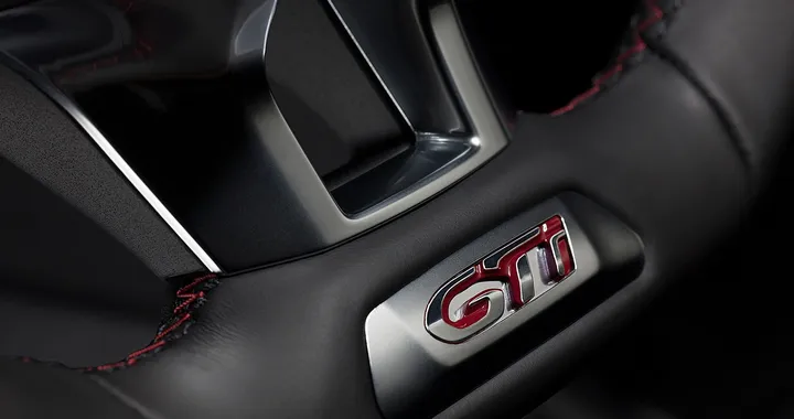 [VIDEO] Peugeot 208 GTI By Peugeot Sport: pregi e difetti nel 