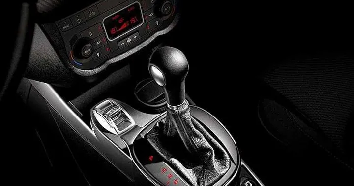 Alfa MiTo: doppia frizione TCT per 1.4 135 CV