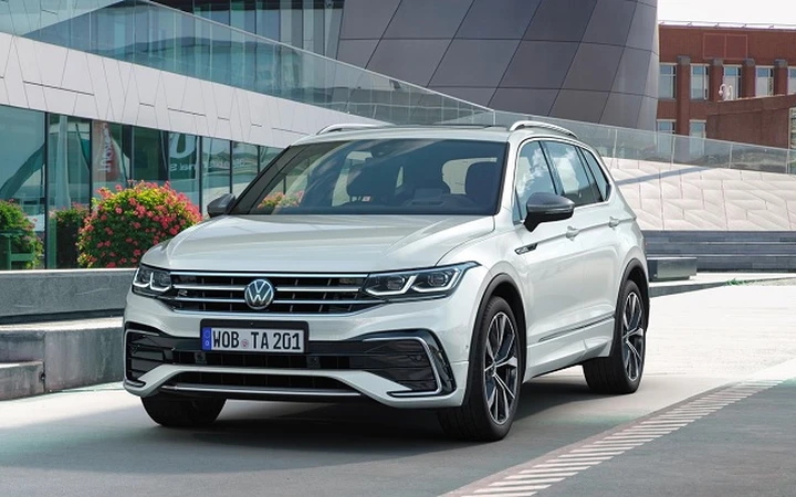 Volkswagen Tiguan Allspace 2022: prezzi, allestimenti e ordinazioni