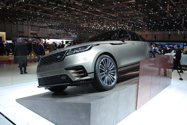 Range Rover Velar al Salone di Ginevra 2017