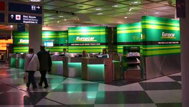 Nissan-Europcar: partnership per il noleggio dei veicoli elettrici nel 2010