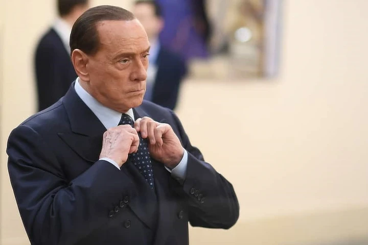 Silvio Berlusconi e la sua influenza sul mondo dell'auto in Italia: le riforme introdotte