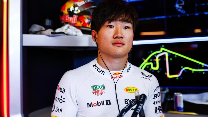 Red Bull rivoluziona: Yuki Tsunoda al fianco di Max Verstappen
