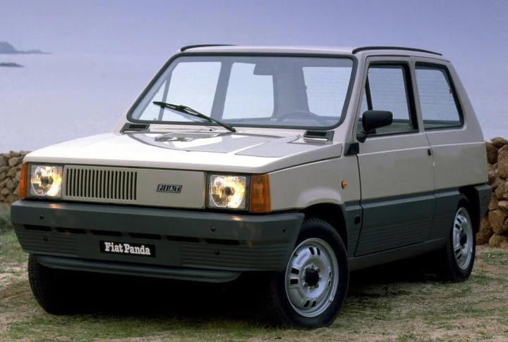 Fiat Panda compie 40 anni: il successo di un'icona