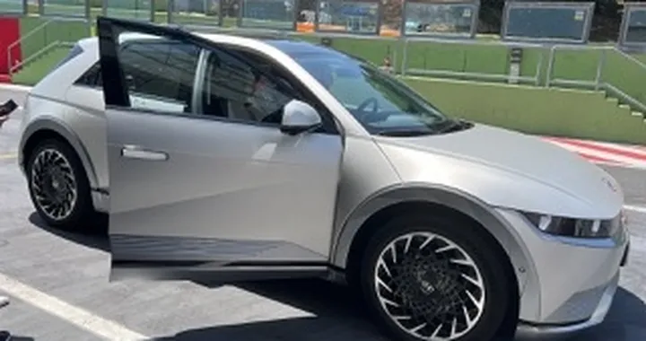 Hyundai Ioniq 5: la prova con Kevin Ceccon