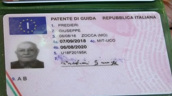 Rinnovo patente: “nonno Peppino” guida a 102 anni