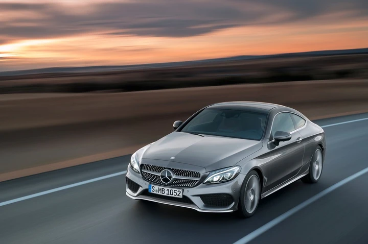 Mercedes Classe C Coupé: nuove immagini ufficiali