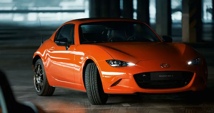 Mazda MX-5 30th Anniversary: prezzo da 34.250 euro