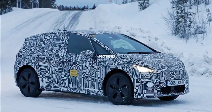 Seat El Born: le foto spia