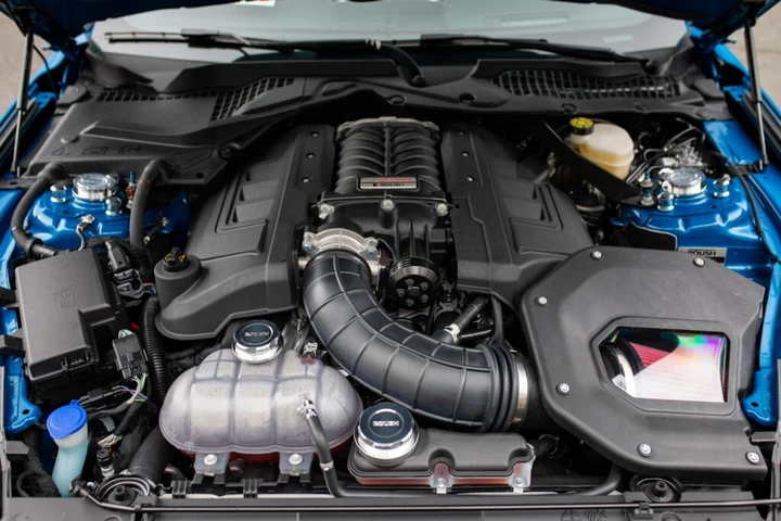 Ford Mustang: il kit di Roush aumenta la potenza