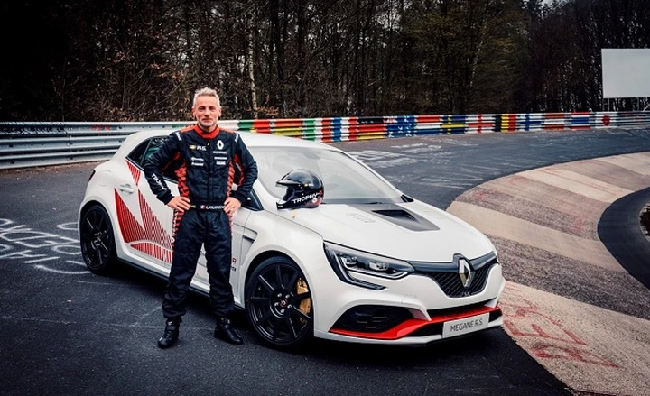 Renault Mégane R.S. Trophy-R: è già record al Nurburgring