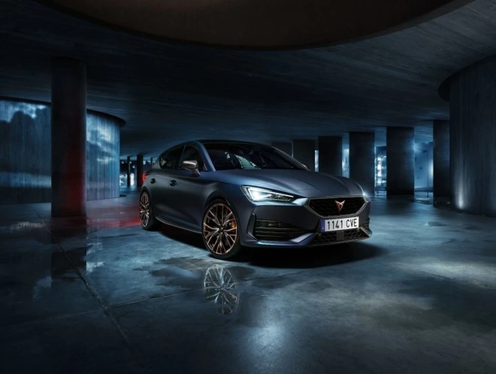 Cupra Leon VZ Carbon: si allarga la famiglia sportiva