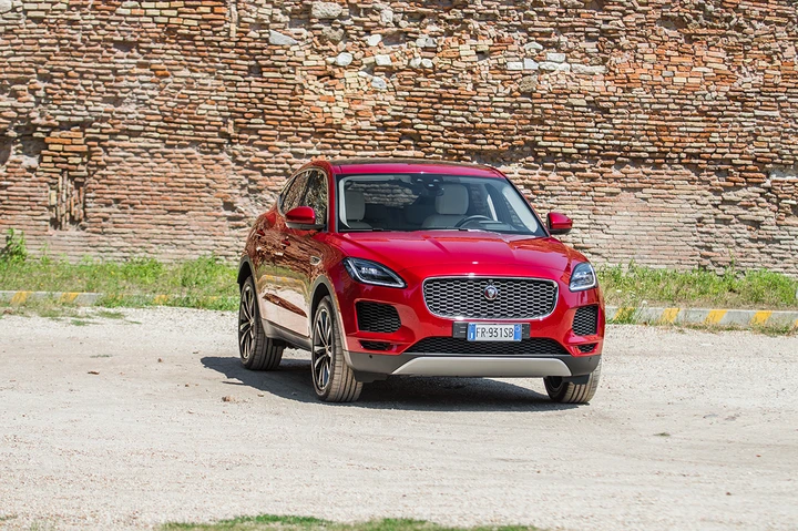 Jaguar E-Pace 2.0d AWD automatica: la prova su strada