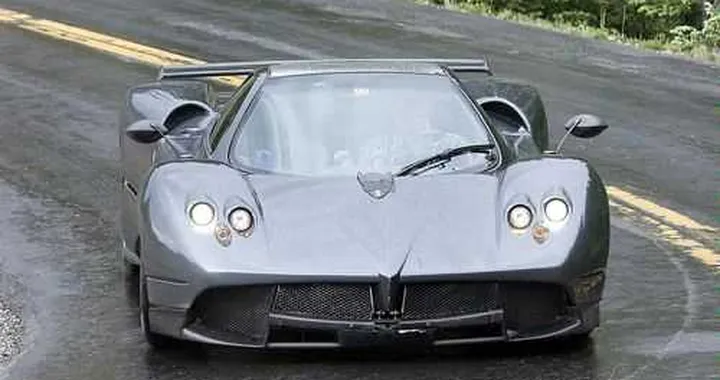 Pagani: la famiglia delle supercar si aricchisce con la C9