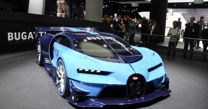 Bugatti Vision Gran Turismo: dalla realtà virtuale a Francoforte