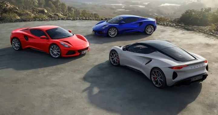 Lotus Emira Turbo SE, 400 CV e collaborazione con AMG per strapazzare il mondo delle supercar