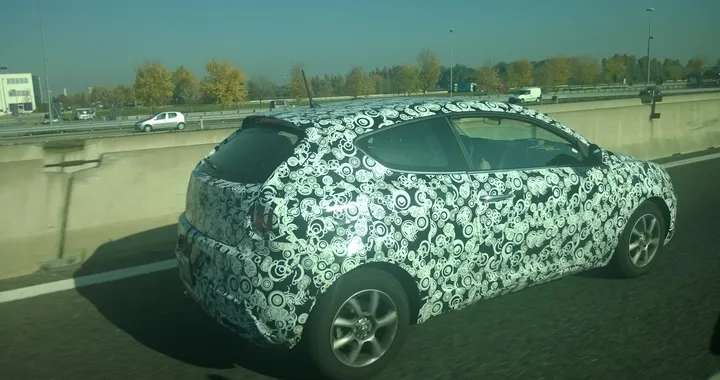 Alfa Romeo MiTo: foto spia del restyling 2016