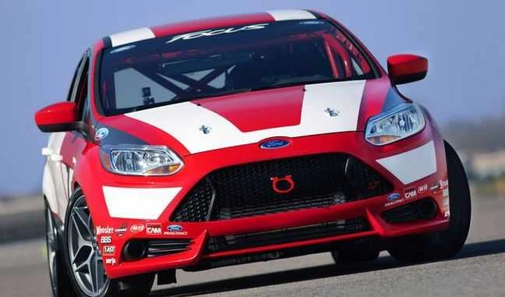 Ford: a Los Angeles la Focus Race Car Concept