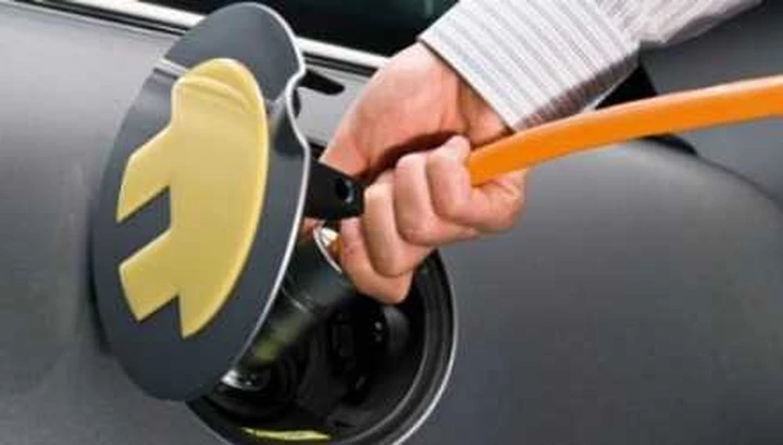 Auto elettriche: in futuro batterie al litio-aria