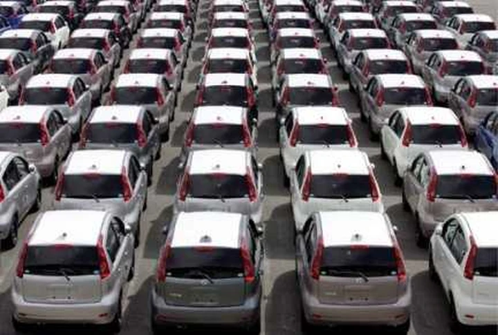 Vendite auto in calo: nel 2010, meno 17,4%