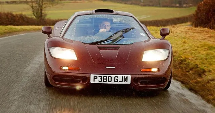 McLaren F1: l’auto di Rowan Atkinson venduto per una cifra record