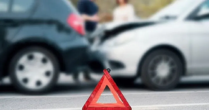Come evitare gli incidenti stradali in auto: i nostri consigli