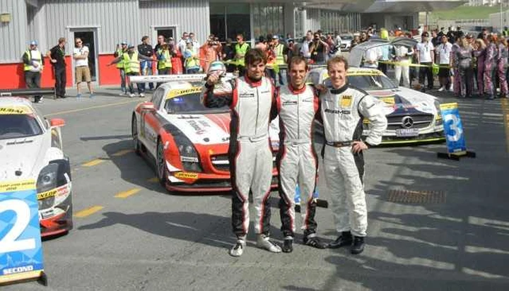 Mercedes SLS AMG: tripletta nella 24 Ore di Dubai