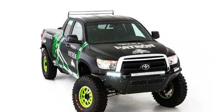 Toyota Tundra by Alexis Dejora al Sema 2012