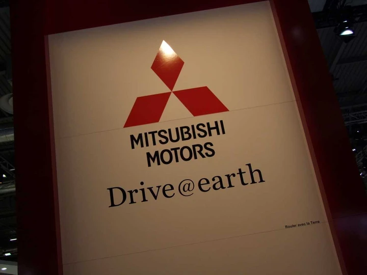 Stand Mitsubishi Parigi 2012