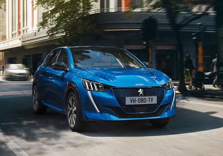 Stop al 1.2 100 CV: perché Peugeot ha scelto una mossa così drastica