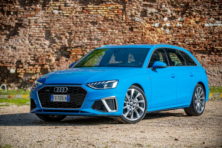 Audi A4 Avant 40 TDI S Line Edition Quattro S tronic: la prova su strada