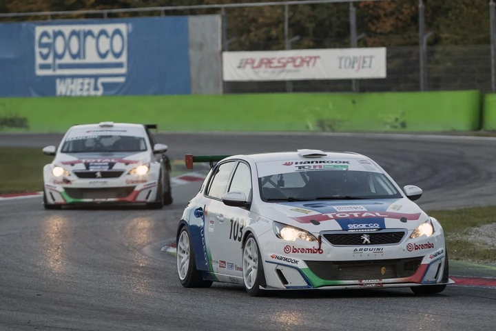 Peugeot: podio nell’ultima gara del TCR Italy