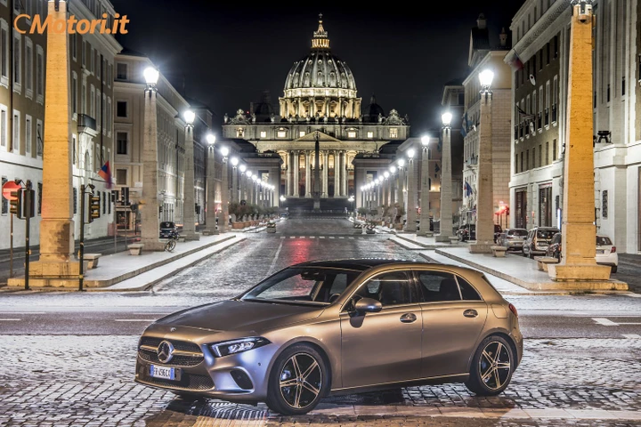Mercedes-Benz Classe A, nuova generazione super tecnologica