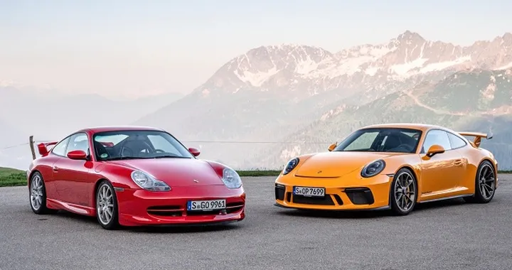 Porsche 911 GT3: la coupé in abito racing compie 20 anni