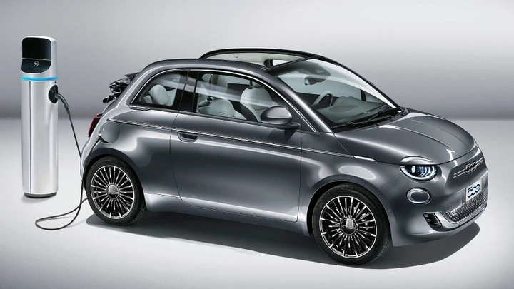 Fiat 500 elettrica: qual è il prezzo con gli incentivi nelle varie regioni
