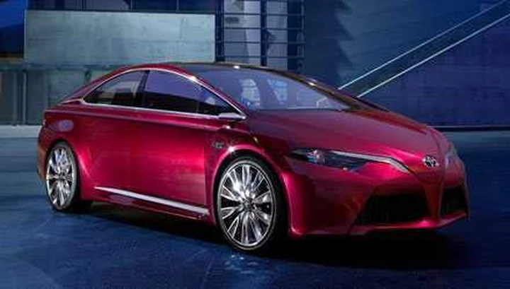 Toyota NS4 Advanced Plug-in Hybrid Concept
