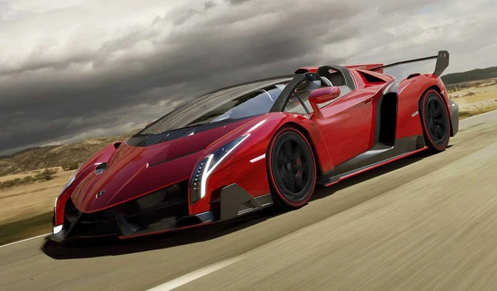 Lamborghini Veneno Roadster: solo 9 esemplari
