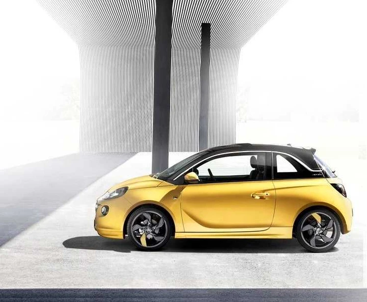 Opel Adam OPC: allo studio la variante sportiva