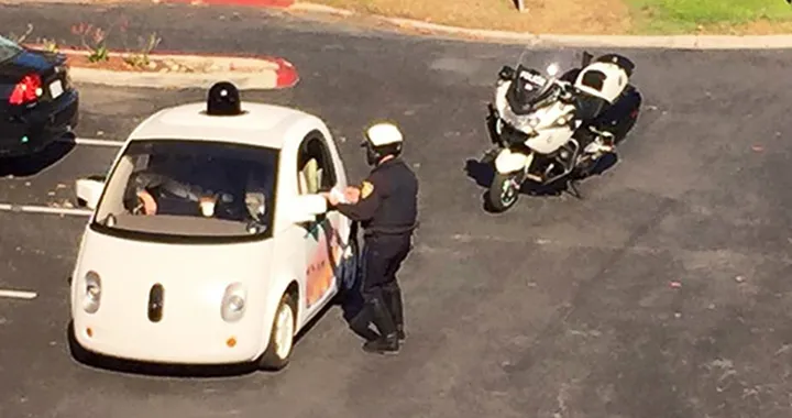 Google Car, fermata dalla polizia perché troppo lenta