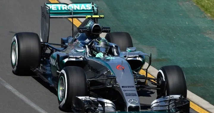 F1: Vettel dietro le Mercedes nelle libere