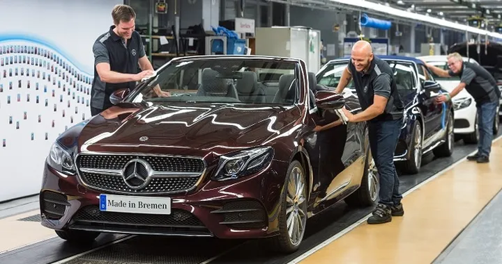 Mercedes E Cabrio 2017: al via la produzione