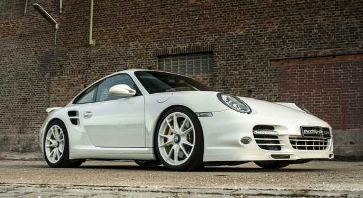Porsche 997 Turbo S di McChip DKR