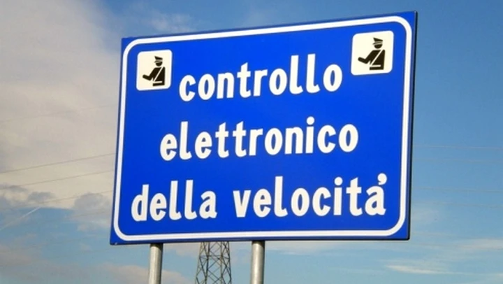 Autovelox e Tutor: cartelli e App di avviso saranno illegali